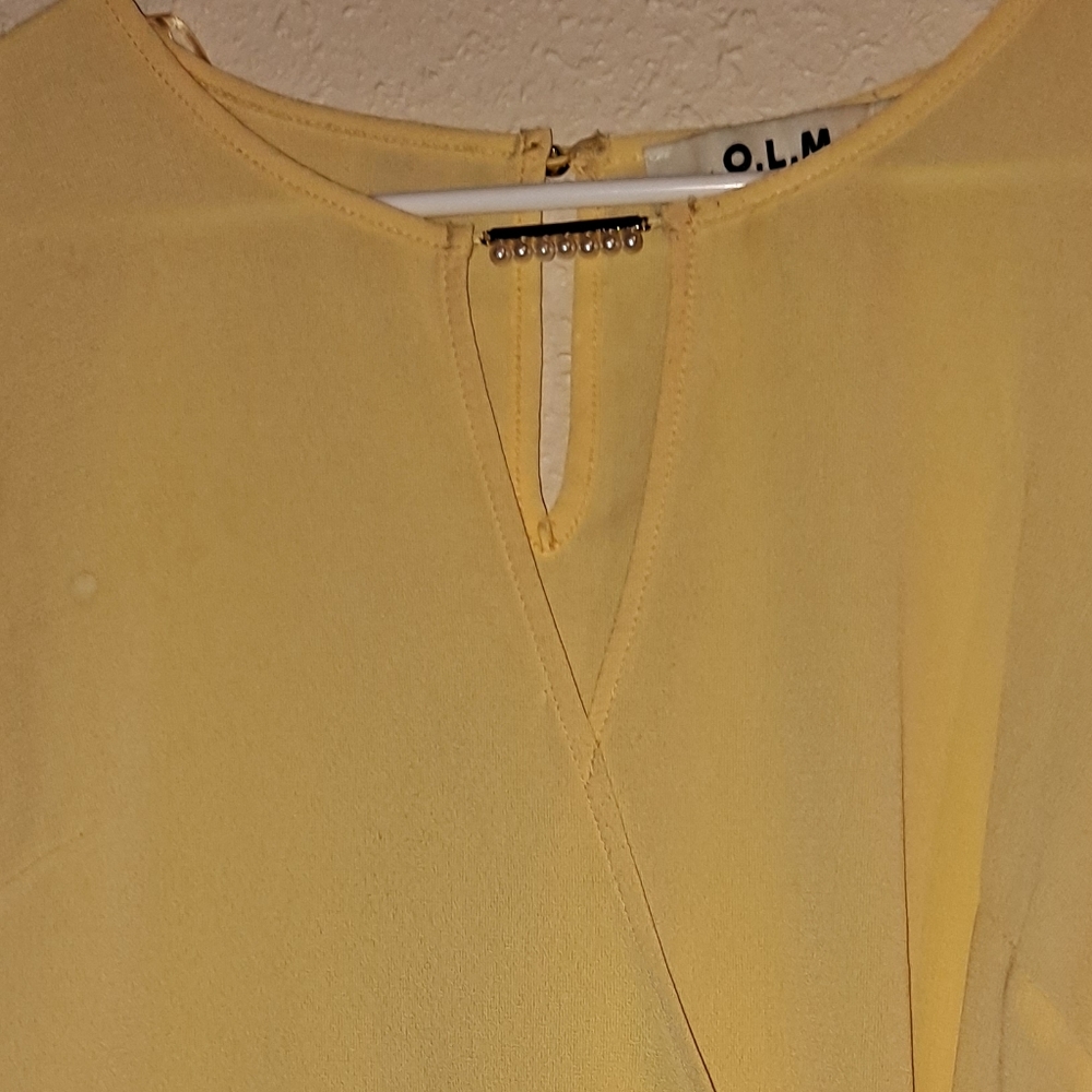 Yellow top - Picture 2 of 2